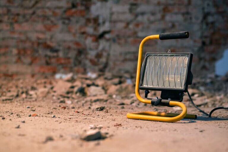 Bauscheinwerfer